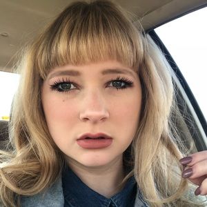 Meet your Posher, Allyson